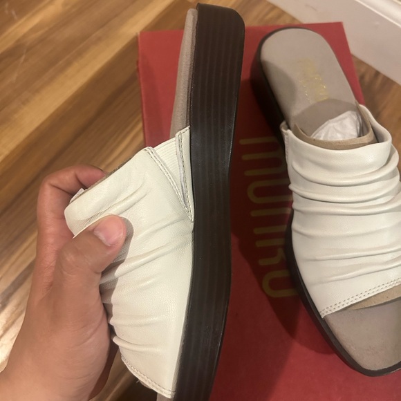 Monreau kala slide 8.5N - Picture 3 of 6